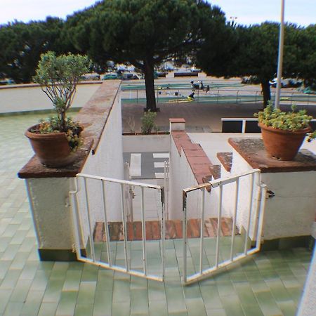 Agi Casa Puerto Villa Roses Exterior photo
